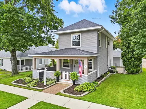 119 Evarts St, Belleville, WI 53508