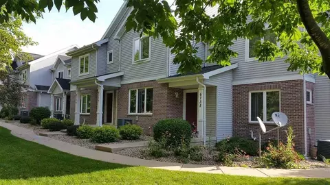 6735 6749 Raymond Rd, Madison, WI 53719