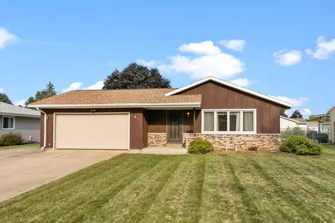 2203 S Arch St, Janesville, WI 53546