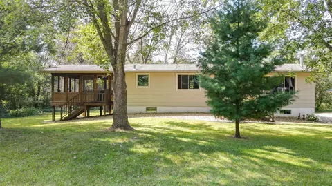 32519 Us Highway 14 Rd, Lone Rock, WI 53556