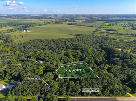 1 S 29 Ml Acres S Molar Ln, Beloit, WI 53511