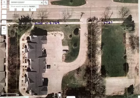 6721 Raymond Rd, Madison, WI 53719
