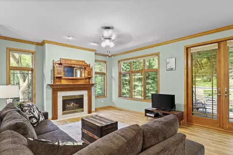 35 Deer Point Trl #35, Madison, WI 53719