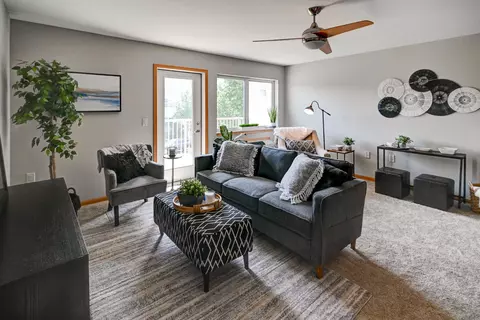 8206 Starr Grass Dr #211, Madison, WI 53719