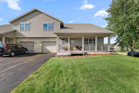 192 Lienke Rd, Fall River, WI 53932
