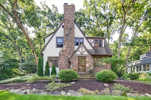 4221 Wanetah Trl, Madison, WI 53711