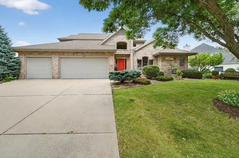 929 Hidden Cave Rd, Madison, WI 53717