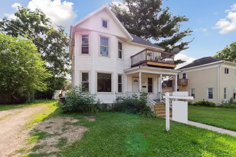 127 N Madison St, Stoughton, WI 53589
