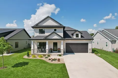 721 Spruce St, Sauk City, WI 53583