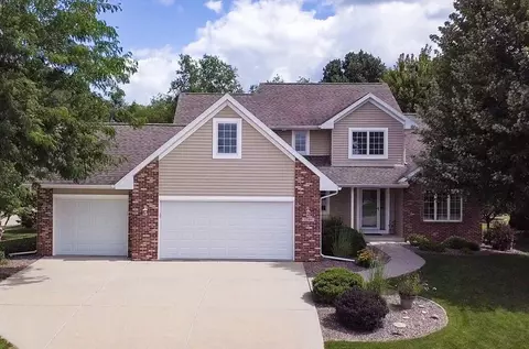 3286 Autumn Ln, Janesville, WI 53546