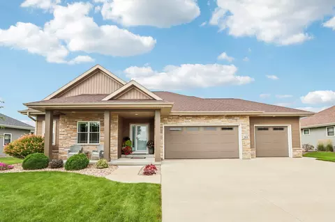 511 Whitford Ave, Prairie Du Sac, WI 53578