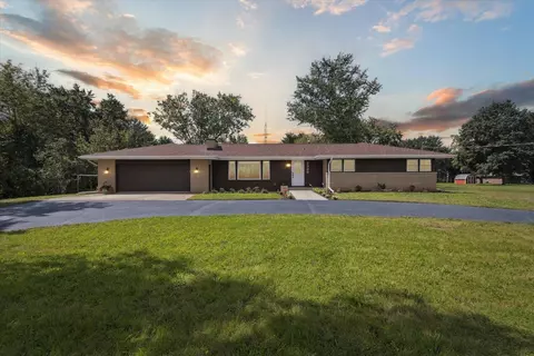 3336 S Prairie Ave, Beloit, WI 53511