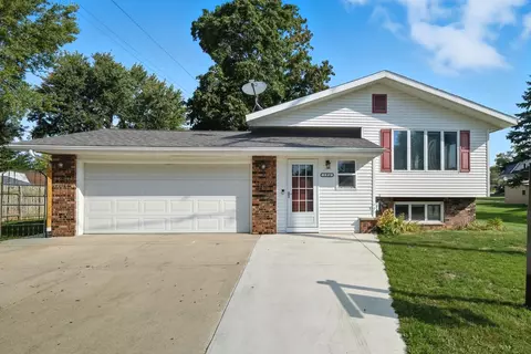 206 Forest St, Theresa, WI 53091
