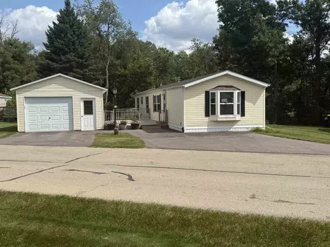 174 Timber Ridge St, Baraboo, WI 53913