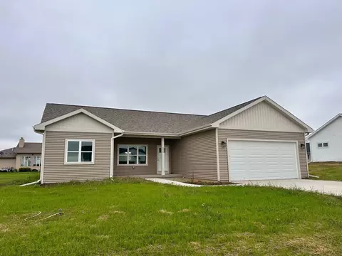 335 Eisenhower Ct, Cuba City, WI 53807