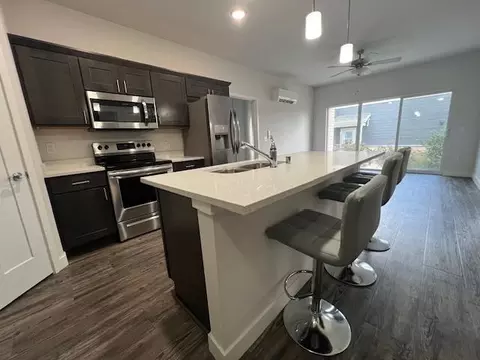 1601 N Windsor Ave #106, Cottage Grove, WI 53527