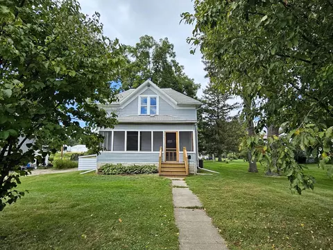 756 N Main St, Viroqua, WI 54665