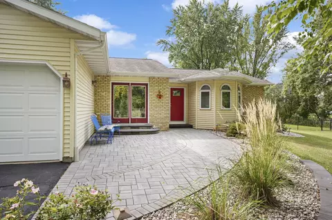 4531 E Oak Ln, Windsor, WI 53598