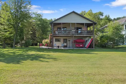 w954 Spring Grove Road, Green Lake, WI 54971