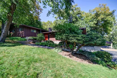 5576 Huntingwood Way, Waunakee, WI 53597
