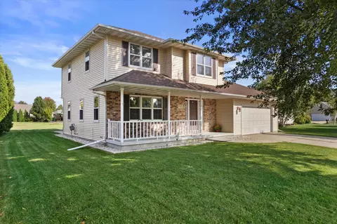 709 Racetrack Rd, Stoughton, WI 53589