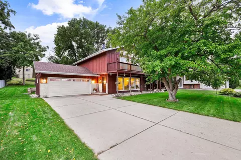 211 Norma Dr, Watertown, WI 53098