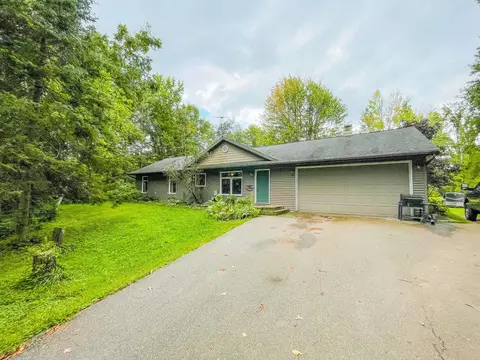 9205 Woehrle Ln, Marshfield, WI 54449