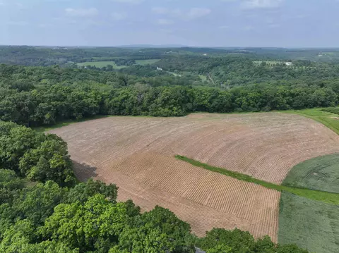 21 99 Observatory Rd, Cross Plains, WI 53528