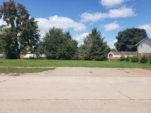 423 E Webster St, Cuba City, WI 53807