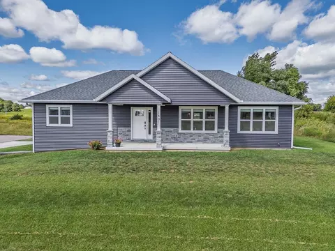 1601 21st St, Baraboo, WI 53913
