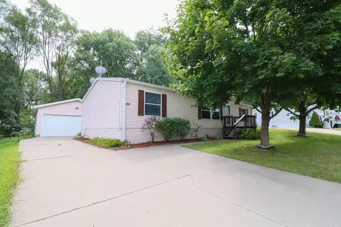 44 Terri Circle Dr, Holmen, WI 54636