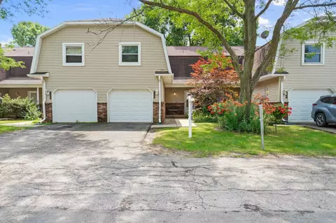 717 Hemlock Dr, Verona, WI 53593