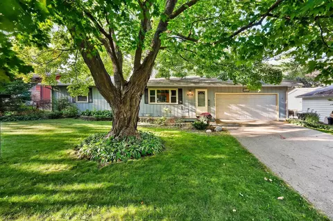 6322 Putnam Rd, Madison, WI 53711