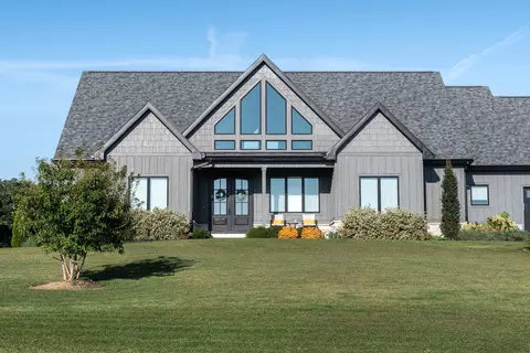 1349 Sunrise Rd, Oregon, WI 53575