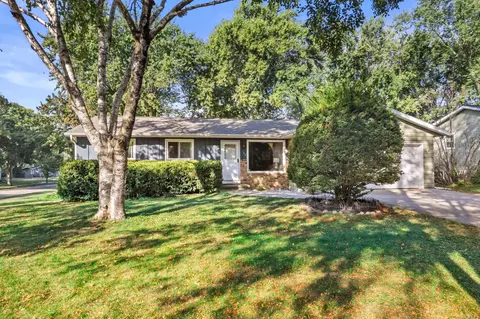 102 Violet Cir, Madison, WI 53714