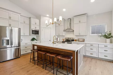 4824 Lacy Rd, Fitchburg, WI 53711