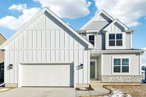 512 Shady St, Cottage Grove, WI 53527