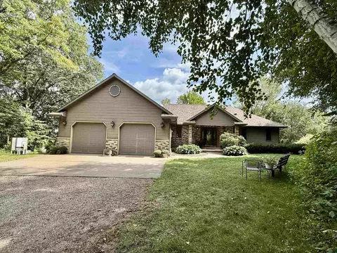 18380 Iowa Rd, Tomah, WI 54660