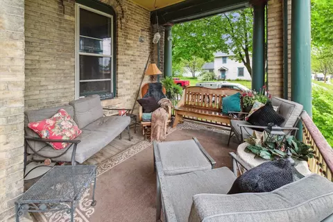 126 E Washington St, Stoughton, WI 53589