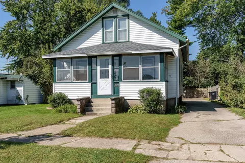 1126 Garfield Ave, Beloit, WI 53511