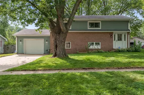 2066 S Masters St, Beloit, WI 53511
