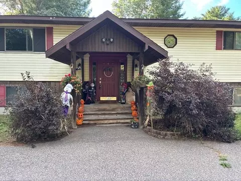 601 Superior St, Friendship, WI 53934