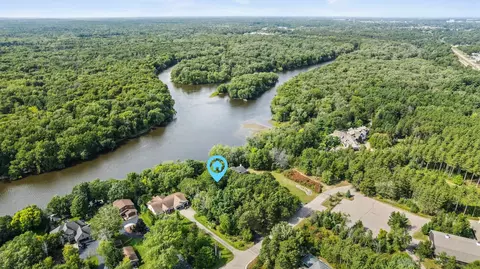 2011 River Bend Rd, Plover, WI 54467