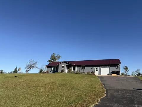 33486 Driftwood Ave #B, Warrens, WI 54666