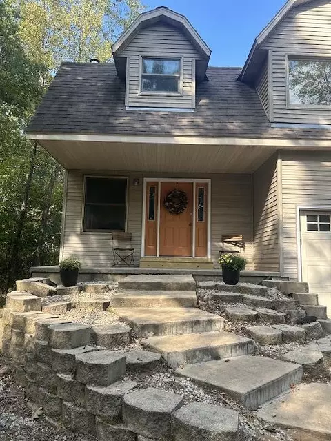 N6672 Blackhawk Road, Portage, WI 53901