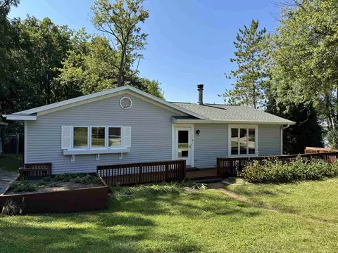 11647 N Maple Beach Dr, Edgerton, WI 53534