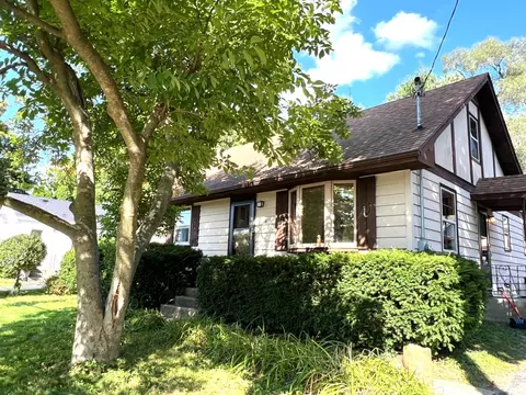 4210 Dempsey Rd, Madison, WI 53716