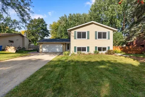 2657 Placid St, Fitchburg, WI 53711