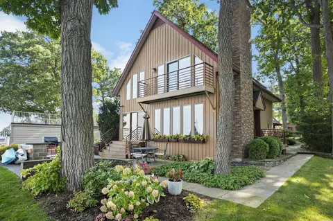 4909 Tonyawatha Trl, Monona, WI 53716