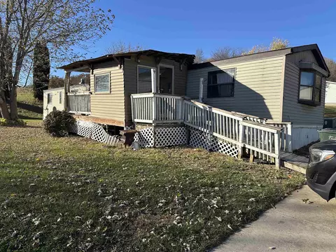 33455 Industrial Dr #41, Wauzeka, WI 53826